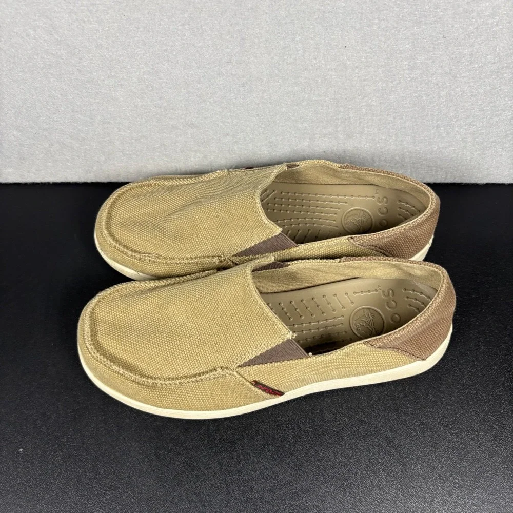 Crocs Junior Boys Size 6 Santa Cruz Tan Khaki Beige Canvas Loafer Slip On Shoes